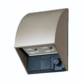 新品　パナソニック　スマート接地防水ダブルコンセント　WK4602QK　2コ口　抜け止...