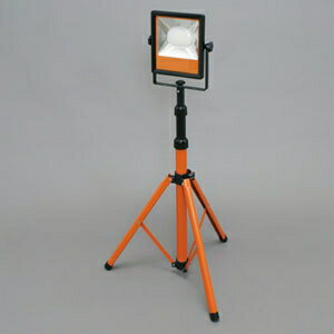 アイリスオーヤマ LEDスタンドライト 投光器 1灯タイプ 防雨型 ハロゲンランプ300形相当 昼光色 コード..