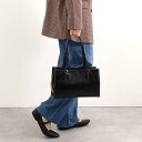 【COOCO クーコ】ツヤ フェイクレザー 横長トートバッグ ショルダー B5対応 光沢 つや モード おしゃれ マニッシュ 大人トート デイリー かっこいい