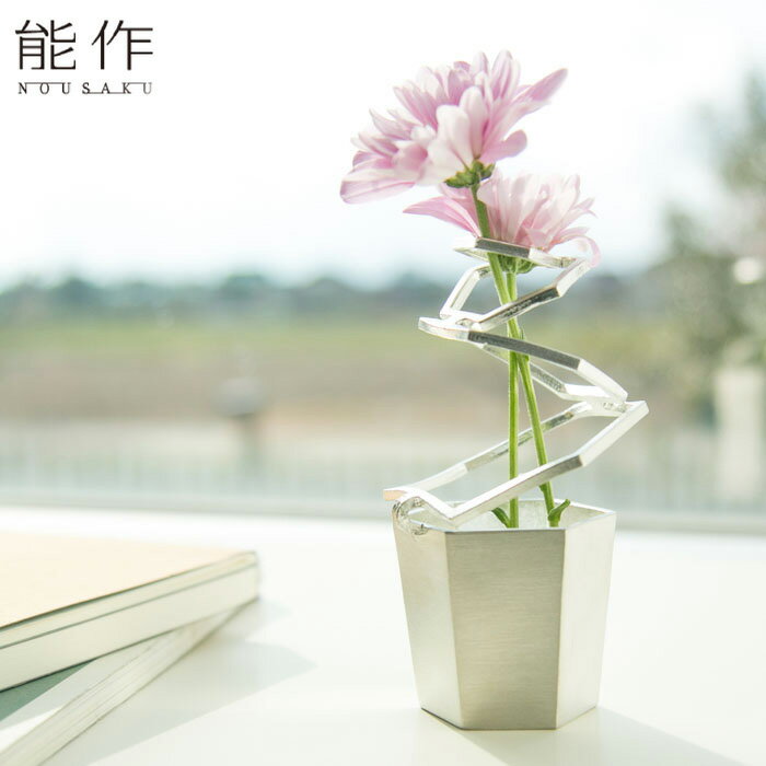 能作 花瓶 変形できる一輪挿し フラワーベース 錫 HOOP 能作 花器 花びん おしゃれ 日本製 ギフト