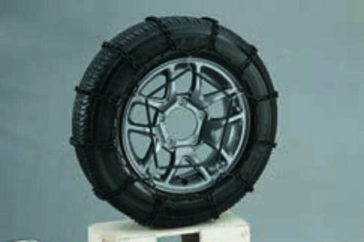 SUZUKI スズキ 純正 タイヤチェーン（スチール） E9KA 43390-77R00 | JIMNY ジムニー 車用品 カー用品 パーツ 部品 アクセサリー 車 自動車 タイヤ用品 スノーチェーン 凍結 雪道 高速道路 駆動輪 滑り止め すべり止め スタッドレスタイヤ グリップ性