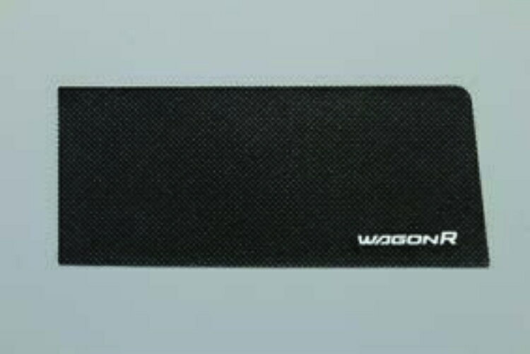 SUZUKI スズキ 純正 インパネトレーマット ブラック BADH 9914F-63R10 |WAGON R ワゴンR 車用品 カー用品 自動車 部品 パーツ アクセサリー 内装 カスタム ドレスアップ おしゃれ グレードアップ 車 DIY 取り付け 装飾 飾り アクセント カバー マット 傷防止 汚れ防止