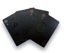 真っ黒　トランプ TRI PLAYING CARDS BLACK SLW144 | トランプ カード カードゲーム ゲーム プラスチック ブラック 黒 プレイングカード PVC素材 ポーカー カジノ 大富豪 マジック 手品 テーブル ゲーム クリスマス お正月 年末年始 パーティー イベント 雑貨 おもちゃ ホビー 家族 友達