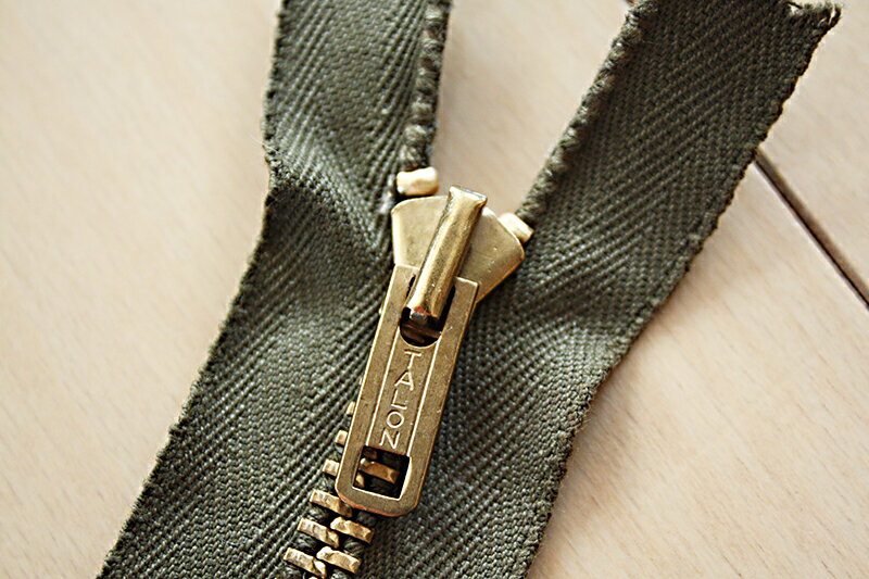 Vintage タロン ジッパー　セパレート　アーミーグリーン　長方形型#5 ブラス 　TALON Zipper　Army Green