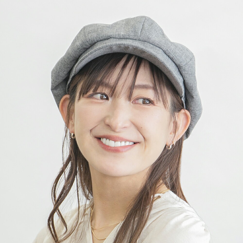 8枚ハギのふっくらキャスケットです。シンプルなデザインで様々なスタイルに合わせやすく、いつものコーデにワンポイントに◎手洗い可能なので、いつでも清潔に保つことができます。内側にあるすべりの裏側には、サイズを調節していただけるテープが付いていますのでご自分のサイズ感で被っていただけます。サイズ:頭囲:〜約58cm:深さ:約14cm:つば:約5.5cm素材：(本体)綿100% (裏地)ポリエステル80% 綿20%手洗い可能グレー系 グレー系 ブラック系 ベージュ系 アイテム説明 8枚ハギのふっくらキャスケットです。シンプルなデザインで様々なスタイルに合わせやすく、いつものコーデにワンポイントに◎手洗い可能なので、いつでも清潔に保つことができます。内側にあるすべりの裏側には、サイズを調節していただけるテープが付いていますのでご自分のサイズ感で被っていただけます。 商品番号 104434 サイズ 頭囲:〜約58cm:深さ:約14cm:つば:約5.5cm 素材 (本体)綿100% (裏地)ポリエステル80% 綿20% その他 手洗い可能サイズ調節可能