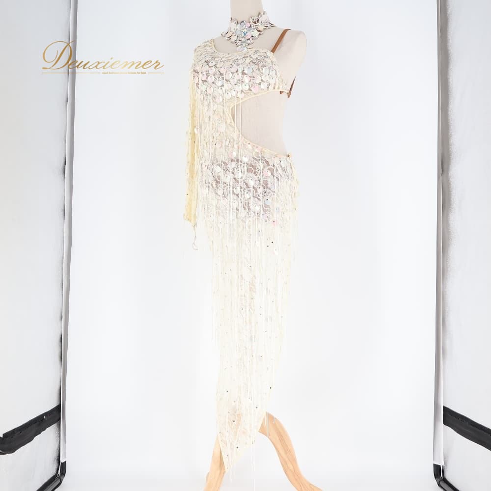乐天商城 - 【中古】Atelier Miwa アトリエミワ 社交ダンス 衣装 ラテン ドレス ワンピース ホワイト系 ベージュ系 アイボリー 白 レース デモ 競技 ダンス パーティ 発表会 装飾 フリンジ デモンストレーション 競技会 パーティー イベント 舞台衣装 オフホワイト C049-2510222002860