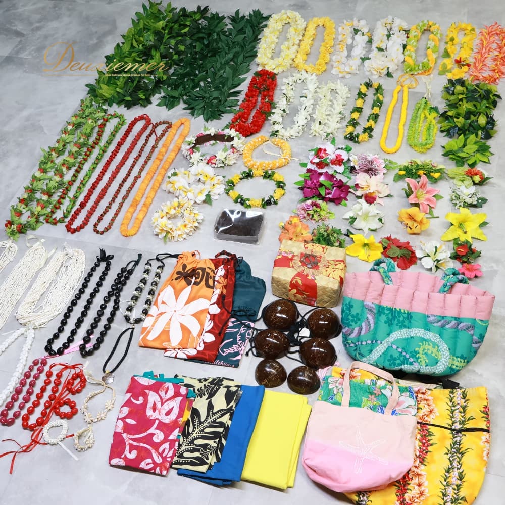 【 商品説明 】 【商品名】 フラダンス 小物 まとめ売り ※ばら売り不可 ※個包装しておりません ------------------------------------ 【ポイント】 ▽まとめ売り 70点以上 セット ▽フラダンス タヒチアンダンス ▽フラワーレイ シェルレイ 髪飾り 頭飾り ------------------------------------ 【 商品状態 】 使用感あるもの含みます。 汚れ、ゴム伸び、名前の記入、髪が絡まっているもの、安全ピンがついているもの有り。 ヘアクリップに変色、汚れ有り。取れているもの有り。 パレオに糸が出ている箇所多数有り。 シェルレイに割れ、欠け有り。 使用品となりますので、小傷、擦り傷、小汚れなどはご了承ください。 モニターの発色により実際と異なる場合があります。 【 送付方法 】 全品送料無料! 【 その他 】 【ご覧いただきありがとうございます】 ダンス衣装専門ショップ「D-euxièmer（ドゥーズィエマー）」です。 【取扱商品】 社交ダンス（スタンダード・モダン・ラテン）を中心に、フラメンコ、ベリーダンス、フラ、タヒチアン、バレエ、フォークダンスなどの衣装・ドレスを多数出品中。 その他にも、パーティードレス・ナイトドレス・フォーマル・ウェディング衣装・バッグ・シューズ・アクセサリー・髪飾り・帽子・楽器などもございます。 ※希少な一点物もございますので、お早めにご検討ください。 ご質問はお気軽にコメントください♪ 皆さまとのご縁を心よりお待ちしております。 【 管理番号 】 Z002-9912898000134
