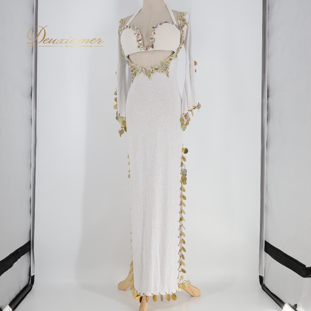 【中古】 Hoyda ホイダ ベリーダンス 衣装 バラディドレス ホワイト系 トップス ワンピース ドレス 白 金 ラメ スパンコール キラキラ 装飾 豪華 バッグ セット スリット 華やか 明るい 伸縮 ストレッチ ダンス衣装 イベント ステージ ゴールド系 C097-2513222000010