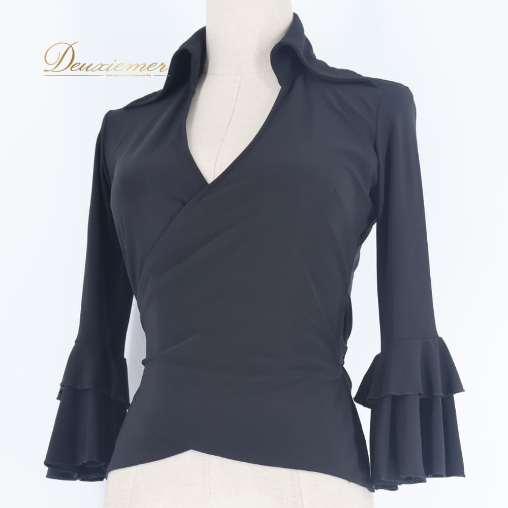 【中古】 emika エミカ フラメンコ 衣装 トップス ブラウス レッスンウェア ブラック系 黒 無地 襟 レッスン 練習 ダンス パーティ 発表会 伸縮 ストレッチ レディース シンプル C058-2511702000185