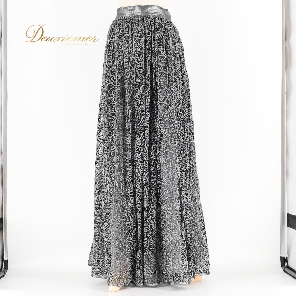 Rakuten - 【中古】 SOPRANI FOMAL ソプラーニフォーマル オンワード樫山 フォーマル 衣装 スカート ブラック系 グレイ系 シルバー系 黒 グレー ラメ 演奏会 コーラス 舞台 発表会 ダンス 重厚感 高級感 ステージ衣装 発表会衣装 演奏会衣装 コーラス衣装 H052-2516018000027