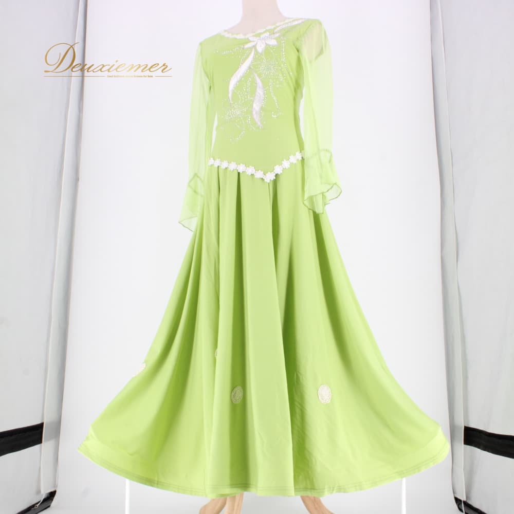 Rakuten - 【中古】 社交ダンス 衣装 ワンピース ドレス スタンダード ホワイト系 グリーン系 黄緑 白 ラインストーン レース ホースヘア パーティドレス 黄緑系 ライトグリーン系 レース風 花柄風 ダンス 舞台衣装 フォーマル ワンショルダー風 長袖 シースルー風 B030-2510119000412