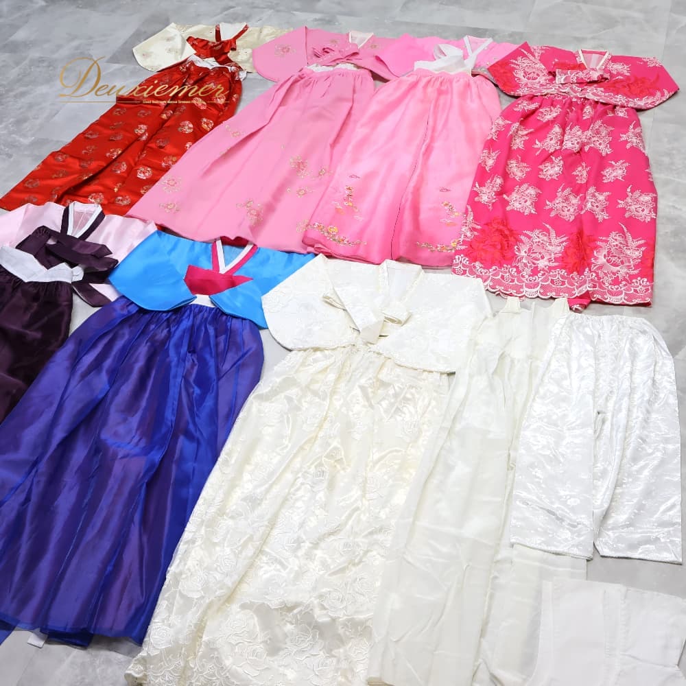 Rakuten - 【中古】 韓国伝統衣装 チマチョゴリ まとめ売り 10点以上 セット 白 紫 青 ワンピース ドレス インナー 明るい かわいい 花 無地 コスプレ 仮装 韓流 韓服 レディース 女性 ホワイト系 ピンク系 パープル系 ブルー系 Z013-2517088000108