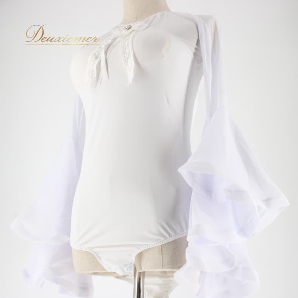 Rakuten - 【中古】 社交ダンス 衣装 トップス ブラウス レオタード レッスンウェア ホワイト系 白 長袖 無地 リボン レース ラインストーン 練習着 胸パッド 清楚 爽やか きれいめ スタンダード 上品 気品 かわいい レディース オールシーズン 着回し H012-2510701006679