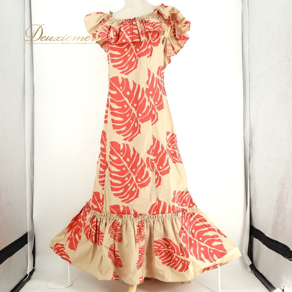  TAHITI IMPORTS タヒチインポーツ フラダンス 衣装 ワンピース ドレス ベージュ系 モンステラ柄 植物柄 ハワイアンプリント ハワイアン アロハ フラ ダンス レッスン 練習 オレンジ系 橙 フリル 華やか 鮮やか かわいい おしゃれ 上品 Mサイズ F035-2512019012755