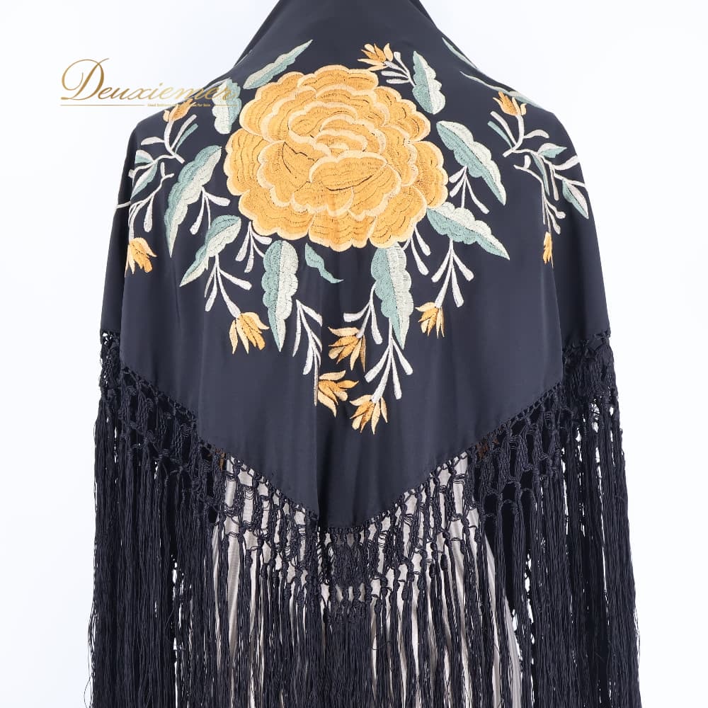 【中古】 フラメンコ 衣装 シージョ ピキージョ ブラック系 ゴールド系 黒 刺繍 花柄 フレコ フリンジ ダンス パーティ トライアングル 三角形 花柄刺繍 衣装小物 舞台衣装 発表会 C107-2511069002389