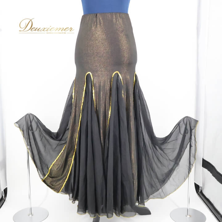 【中古】ベリーダンス オリエンタル 衣装 スカート ブラック系 黒 ゴールド スパンコールラメ ラメ レ..