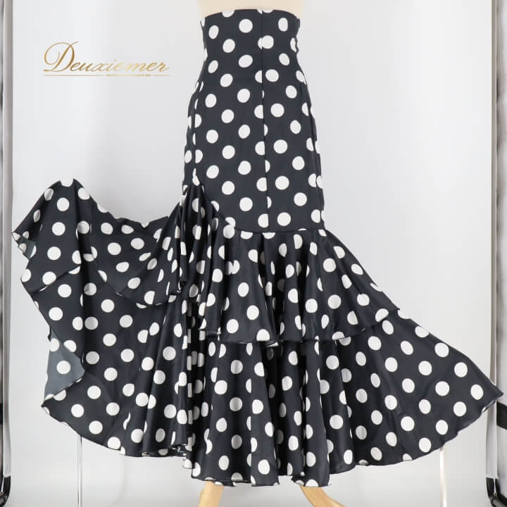 【中古】フラメンコ 衣装 ファルダ スカート 水玉 ドット 黒 白 ボランテ フリル ダンス パーティ 発表..