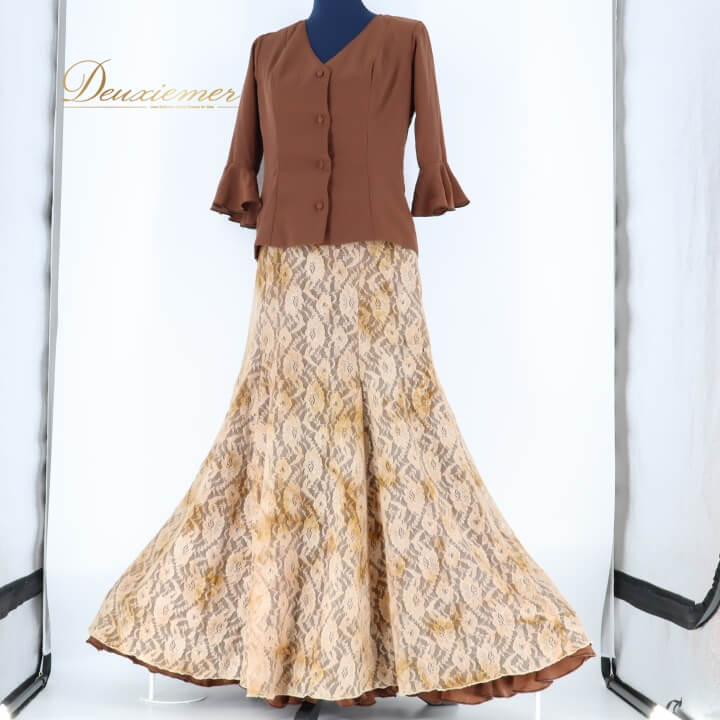 【中古】Manzanilla マンサニージャ フラメンコ 衣装 ファルダ スカート トップス ツーピース セットア..