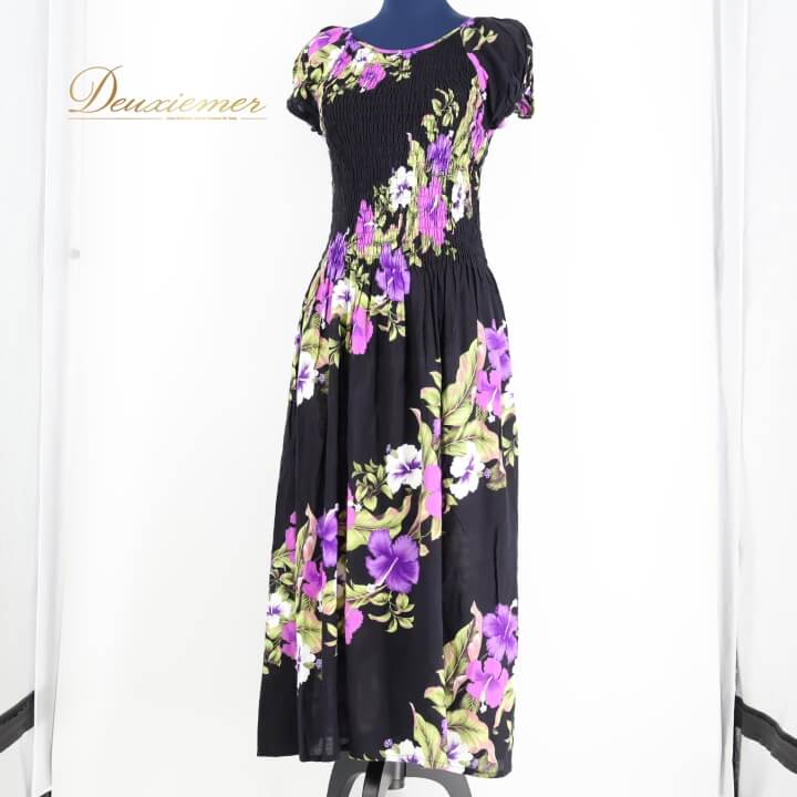 【中古】フラダンス 衣装 ワンピース ドレス ブラック系 フラ ダンス ハワイアン 黒 紫 白 緑 花柄 鮮やか ハイビスカス柄 華やか アロハ ハワイアンプリ...