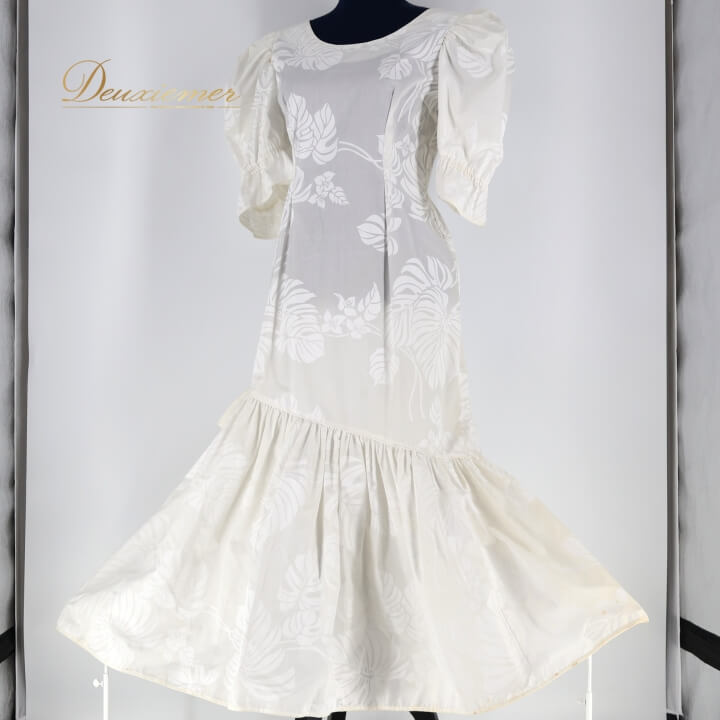 【中古】MENEHUNE PLANTETION メネフネプランテーション フラダンス 衣装 ワンピース ドレス ホワイト..