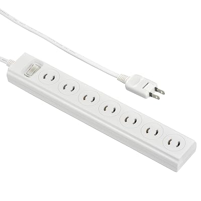 オーム電機 電源タップ 抜け止めOAタップ 回転ロック式 アース端子付き 3ピンプラグ対応 雷ガード 7個口 3m 背面マグネット付き ホワイト HS-TKL733PB3-W 00-1750 OHM商品説明【商品説明】color : ホワイト size : 3ピンプラグ対応/アース端子付き【 特 長 】　◆差し込み口にプラグを差し込んで回転させるとロックできます　◆通常の2ピンプラグに加え、アース付きの3ピンプラグもそのまま差し込んでロックできます　◆接続機器をしっかり固定し、ゆるみや接触不良を防ぎます　◆アース端子付き　◆通電状態が一目でわかり、一括ON/OFFで無駄な待機電力をカットできる、点灯式集中スイッチ付き　◆雷サージ軽減素子内蔵で落雷時のダメージを軽減します　◆裏面マグネット付きでスチールデスクなどに簡単に仮固定できます　◆トラッキング火災防止プラグ　◆丈夫な二重被ふくコード【 仕 様 】　◆コンセント：7個口　◆プラグ形状：180°回転プラグ　◆AC出力：1500W以下　◆バリスタ電圧：390V、制限電圧：650V、最大サージ電圧：6000V　◆コード長：3m≪ご注意≫※ 誘導雷のエネルギーが軽減部品（軽減素子）の耐容量を超えた場合は、接続した機器を保護できません。※ テレビアンテナ、電話線（インターネット回線）、アース線などから侵入する直撃雷や誘導雷には効果がありません。※ アースを取る際は、プラグ側のアース端子を壁側コンセントのアース口と接続してくださいcolor : ホワイト size : 2ピンプラグ対応【 特 長 】　◆差し込み口にプラグを差し込んで回転させるとロックできます　◆接続機器をしっかり固定し、ゆるみや接触不良を防ぎます　◆通電状態が一目でわかり、一括ON/OFFで無駄な待機電力をカットできる、点灯式集中スイッチ付き　◆雷サージ軽減素子内蔵で落雷時のダメージを軽減します　◆裏面マグネット付きでスチールデスクなどに簡単に仮固定できます　◆トラッキング火災防止プラグ　◆丈夫な二重被ふくコード　◆2ピンプラグ対応【 仕 様 】　◆コンセント：7個口　◆プラグ形状：180°回転プラグ　◆AC出力：1500W以下　◆バリスタ電圧：390V、制限電圧：650V、最大サージ電圧：6000V　◆コード長：3m≪ご注意≫※ 誘導雷のエネルギーが軽減部品（軽減素子）の耐容量を超えた場合は、接続した機器を保護できません。※ テレビアンテナ、電話線（インターネット回線）、アース線などから侵入する直撃雷や誘導雷には効果がありません。