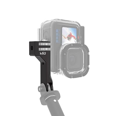 HSU アルミ垂直マウント アダプター 縦撮り GoPro Hero AKASO Campark Insta360 DJI Osmo対応 1/4ネジ穴ブランドHSU色ブラックモデル商品説明【商品概要】【縦撮り・横撮り対応】：本製品はGoProカメラ用に設計された90度アダプターで、縦向き撮影と横向き撮影の両方に対応しています。撮影スタイルに合わせて簡単に切り替えることができ、SNS動画やVlogなど幅広いシーンで活用できます。【適用機種】：この垂直マウントは、GoPro Hero 13/12/11/10/9/8/7/6/5/4、AKASO、Campark、Insta360、DJI Osmo Actionなどのアクションカメラに対応可能。【高耐久設計】：高品質なアルミ合金を採用し、軽量ながら優れた強度と耐久性を実現。防錆性にも優れており、アウトドアなど過酷な環境でも安心して使用できます。【各種カメラアクセサリーに対応】：自撮り棒、三脚スタンド、ヘルメットマウント、ヘッドストラップ、チェストマウントなど、さまざまなGoPro用アクセサリーと組み合わせて使用できます。【簡単装着】：1/4インチネジ穴が付いているため、自撮り棒や三脚スタンドへ簡単に接続できます。【商品説明】HSU アルミ製垂直マウント アダプター縦撮りマウント 1/4ネジ穴付き横撮りと縦撮りが可能 ゴープロHero 13/12/11/10/9/8/7/6/5/4 AKASO Campark Insta360 DJI Osmo およびその他のアクションカメラに適用アクセサリー【商品詳細】ブランド：HSU商品種別：家電＆カメラ商品名：HSU アルミ垂直マウント アダプター 縦撮り GoPro Hero AKASO Campark Insta360 DJI Osmo対応 1/4ネジ穴製造元：HSU商品番号：HGP319X色：ブラック【当店からの連絡】