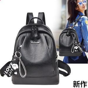 商品詳細■カラー：ブラック■サイズcm： （1）長さ30/厚さ14/高さ32■素材：PU　　裏地：ポリエステル●測り位置や測り方によって2-4cm誤差があり、予めご了承してください。●お品物の色合いは撮影環境、PCパソコン画面の表示環境により、若干異なる場合がございますので、予めご了承してください。●製造上、留め口、金具（マグネット）部分に小さいキズがある場合があります、予めご了承してください。●素材のため、お届けの際に臭いがある場合がございますが、数日干していただけますと軽減します。●何か質問がございましたら、お気軽にメールにてご連絡ください。