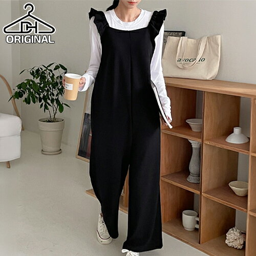 NOTICE ※7-10日以内に発送致します。(土日祝除く) ※コスメ以外のアイテムは返品交換できます。 コメント 素材情報 素材 : ポリエステル95% スパンデックス5% 透け感 : なし 生地の厚さ : 薄手 裏地 : なし 伸縮性 : ややあり 重さ : 378g 素材情報 サイズ情報 FREE(オールインワン) バスト : 36 , ウエスト : 51 , ヒップ : 56 , 裾周り : 34 , わたり : 35 , 着丈 : 129 , 肩幅 : 33 , アームホール : 41 ※照明等により商品の色味に実物と多少の差が生じる場合がございます。 ※透け感なしの商品でも明るい色味は透ける場合がございます。 ※柄・プリント・装飾はずれが生じる場合がございます。