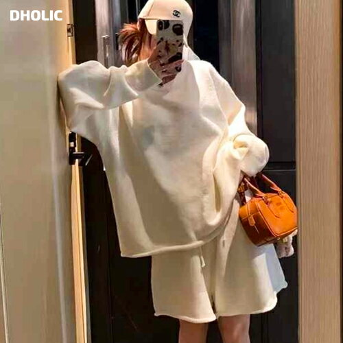 [IPUMU] set 韓国ファッション 上下セット トップス 長袖 ボトムス ショート丈 ウエストゴム ドローストリング 伸びる 楽ちん ゆったり シンプル ガーリー 学生 フェミニン カジュアル 秋 冬 d54d03