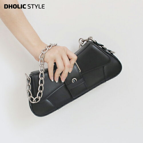 楽天DHOLIC STYLEベルトフラップチェーンショルダーバッグ・p447962 レディース 【bag】鞄 かばん バッグ ショルダー ベルトフラップ チェーン 台形 ユニーク シルバー 銀 牛革 カウレザー 白 黒 ホワイト ブラック 大人 モード 韓国ファッション STYLE