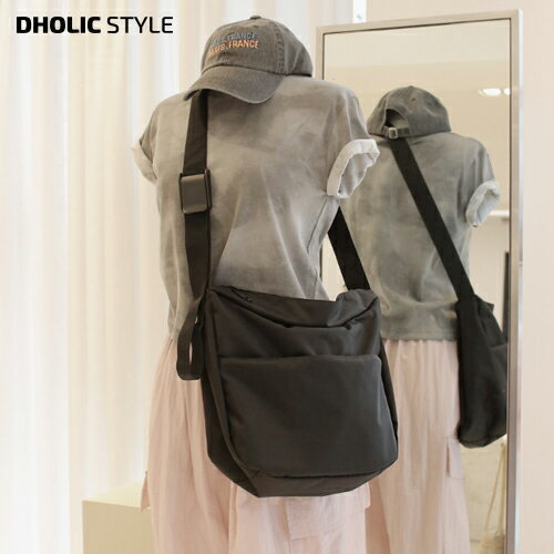 乐天商城 - ユニセックスジップポケットバッグ・p569422 レディース 【bag】バッグ かばん ショルダーバッグ ジップ ビッグサイズ ピンタック ポケット スクエア A4 通学 通勤 仕事 カジュアル 秋 春 STYLE 韓国ファッション