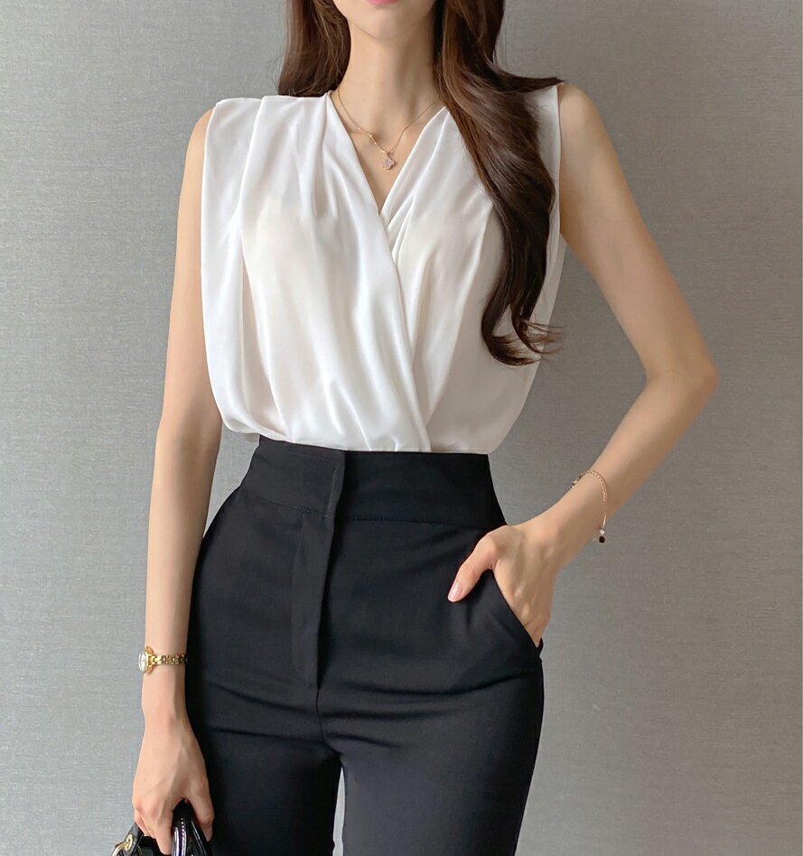《人気再入荷》tops レディース 韓国ファッション トップス ノースリーブ Vネック ...