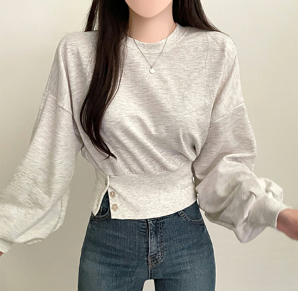 ★スーパーセール・20%SALE★3ボタンヘムスウェット・p578367 レディース 韓国ファッション トップス スウェット 長袖 ラウンドネック ルーズフィット 着回し シンプル 無地 着回し 単色 3ボタン ヘム クロップド丈 ショート丈 秋 冬 STYLE sup9 dholicstyle-10064841 DHOLIC サンプル画像2