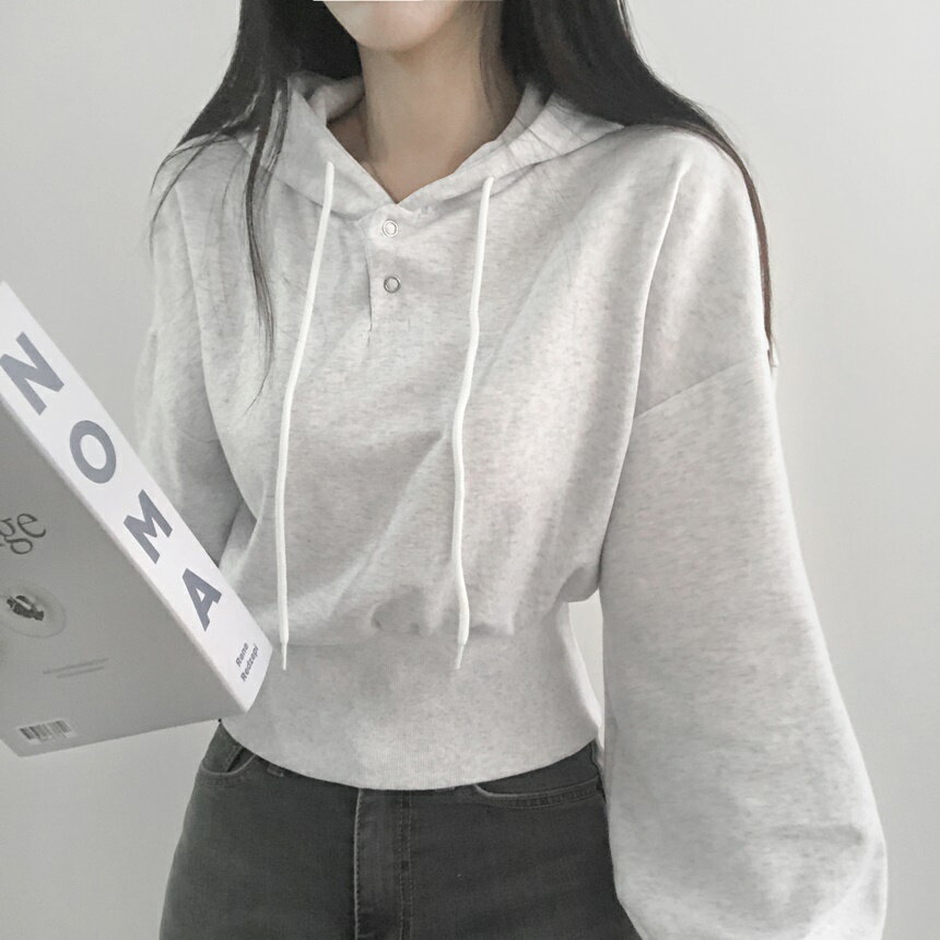 ハーフスナップクロップドパーカー・p636188 レディース 【tops】トップス 長袖 パーカー フード クロップド丈 ハーフスナップ カジュアル シンプル お出かけ 着回し 春 STYLE 韓国ファッション