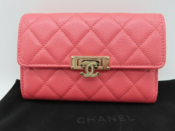 シャネル CHANEL　三つ折り 財布 マトラッセ ココロック キャビアスキン ピンク 【中古】 【送料無料】