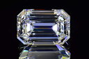 エメラルドカットダイヤ0.7カラットDカラーフローレス最高品質鏡の輝きと透明感さんダイヤGIA鑑定書刻印つき