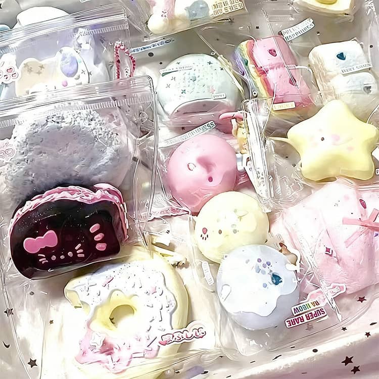 ケーキ 食べ物 水感 スクイーズボール 福袋 【6点/7点セット】 スクイーズケーキ かわいい お菓子 アイス 肉球 グッズ 低反発 ストレス解消 減圧 スイーツ 動物 スクイーズ 【6点/7点セット】 柔らかい スクイーズ ぷにぷに おもちゃ 触感 韓国 SNS Y2K 握って遊ぶ 子供 dianaselect-10002487 Diana Select 楽天市場店 サンプル画像3