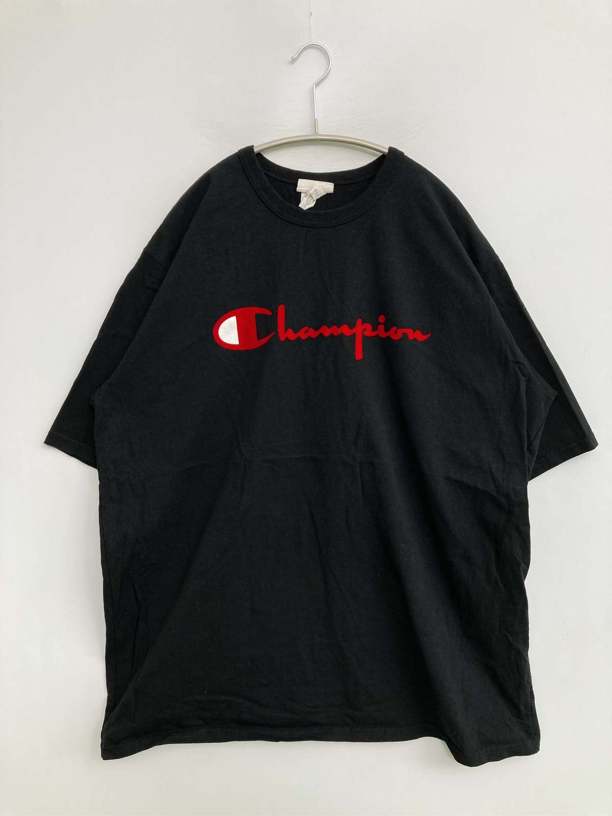 中古 Champion チャンピオン Tシャツ/カットソー 2XL-LARGE ブラック 前面プリント ブランドロゴ ミドル丈 半袖 クルーネック 丸首 メンズ レディース