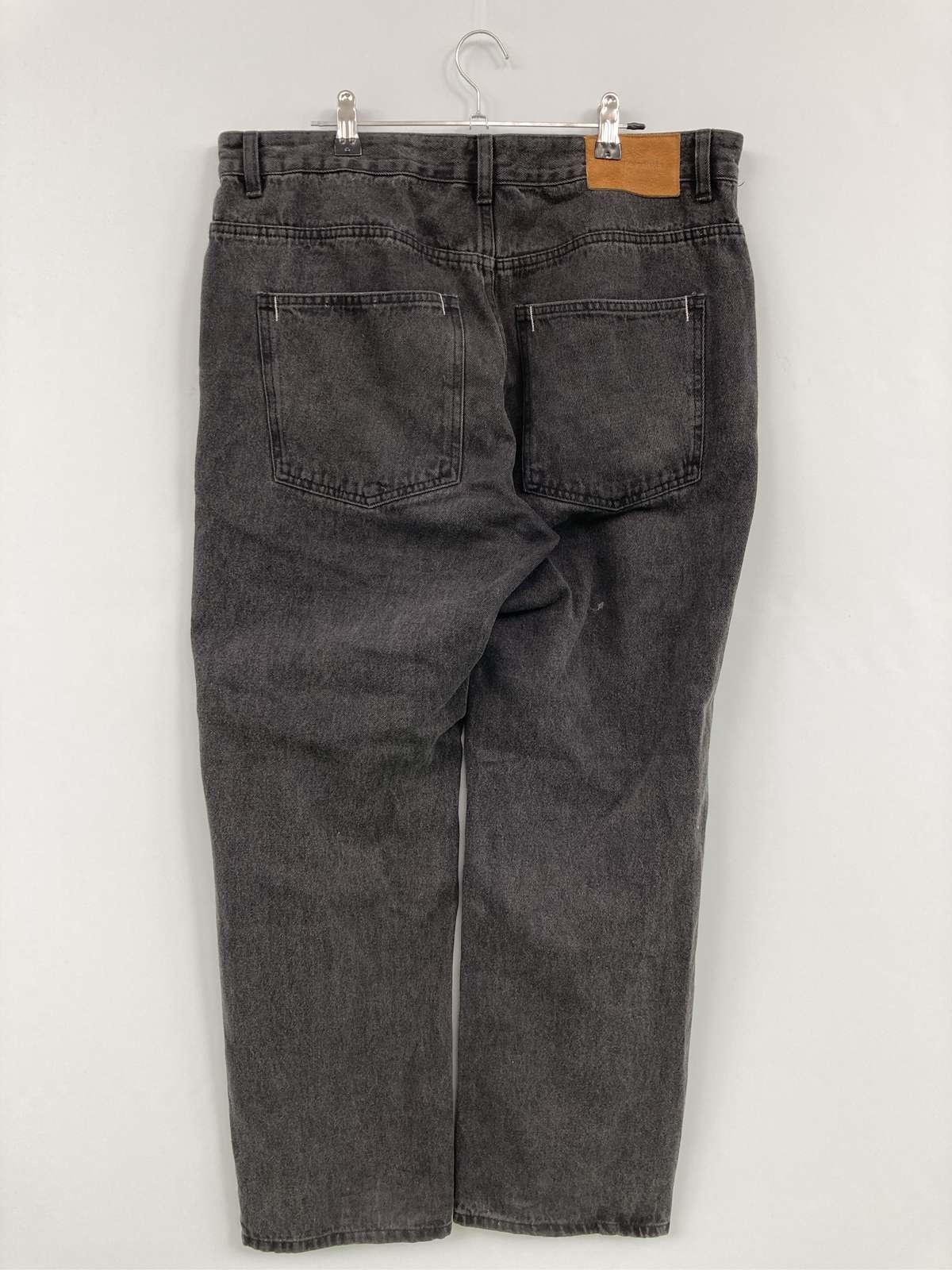 digdig 楽天市場店の【中古】thisisneverthat ディスイズネバーザット デニムパンツ L ブラック メンズ レディース｜アングル2