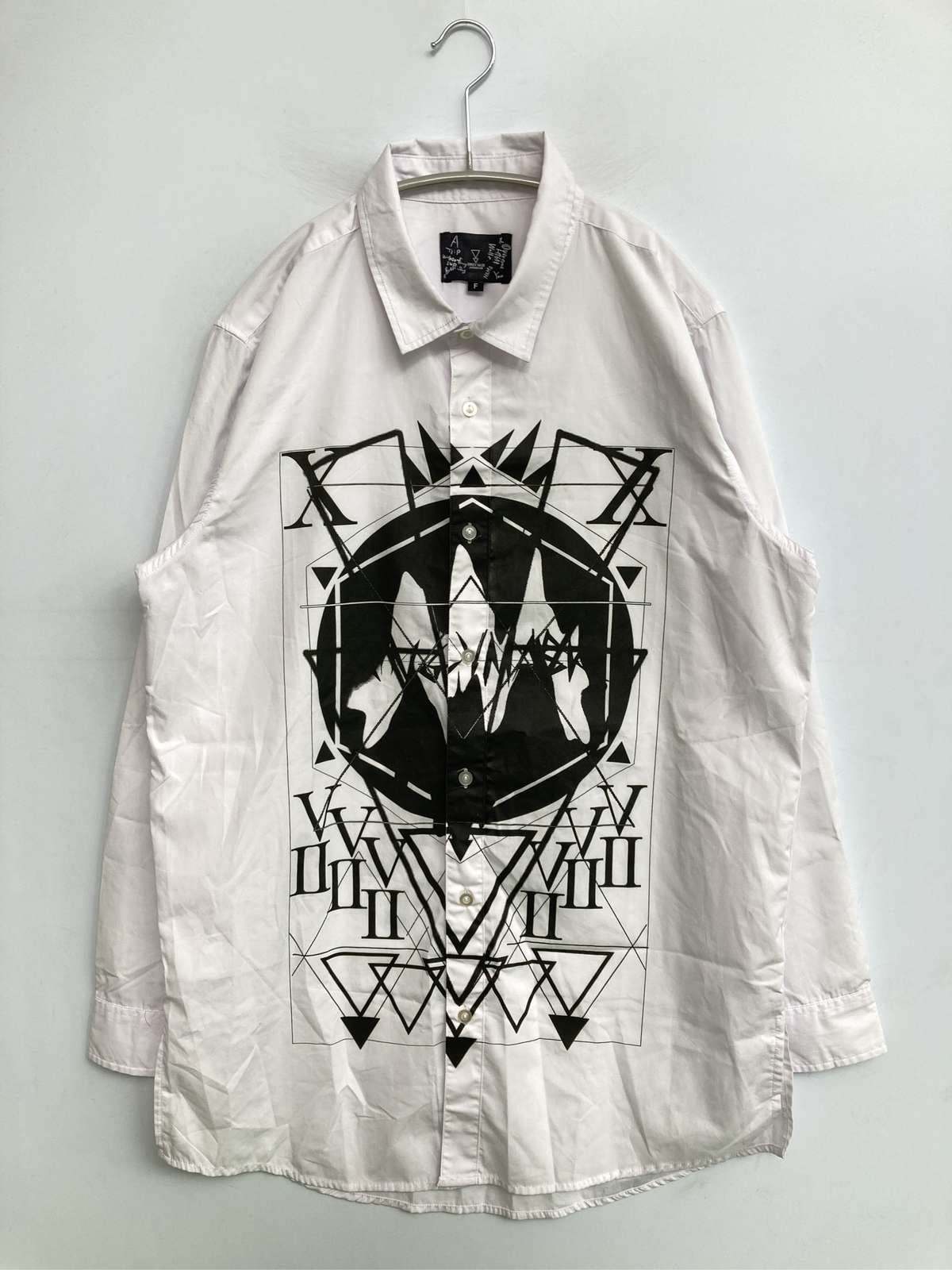 KINGLY MASK シャツ/ブラウス F ホワイト 前面プリント ミドル丈 長袖 レギュラーカラー メンズ