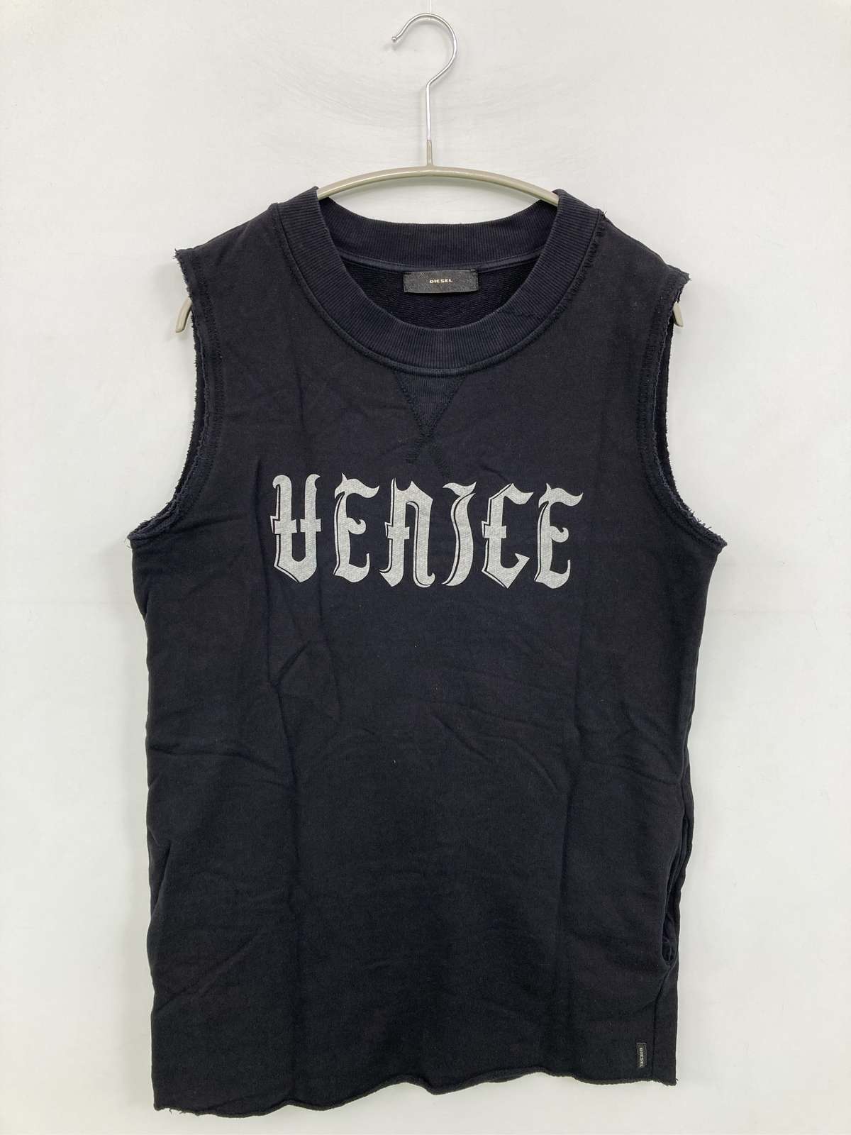 乐天商城 - 【中古】DIESEL ディーゼル スウェット ブラック コットン スウェット 無地 前面プリント ブランドロゴ 袖なし メンズ レディース