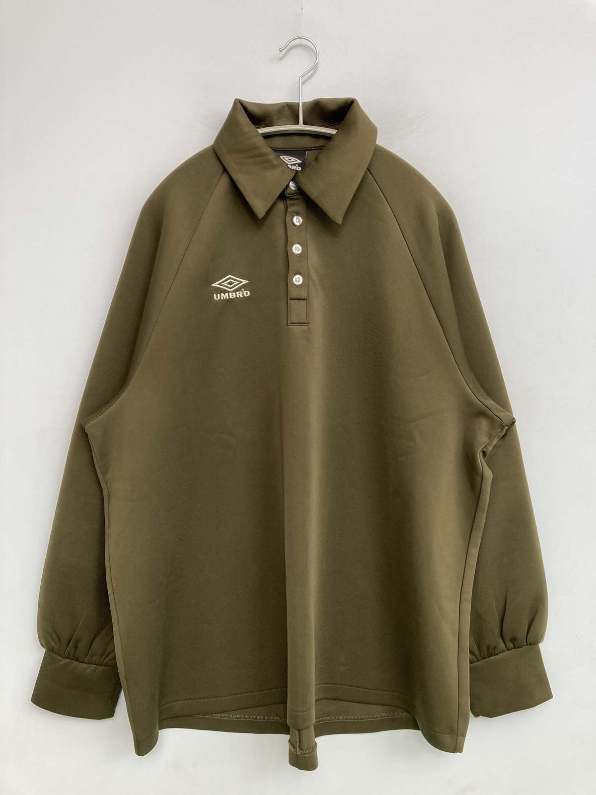 【中古】UMBRO アンブロ ポロシャツ M カーキ 無地 ブランドロゴ 長袖 レディース