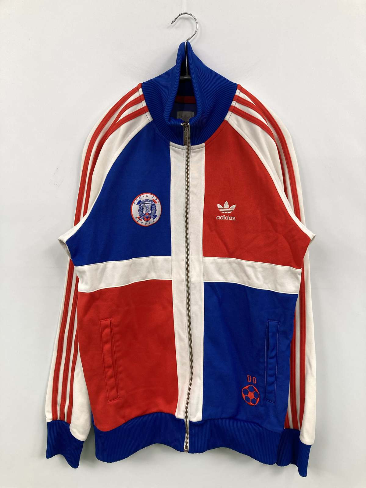 楽天市場】adidas トリコロール ジャージ（スポーツ・アウトドア）の通販