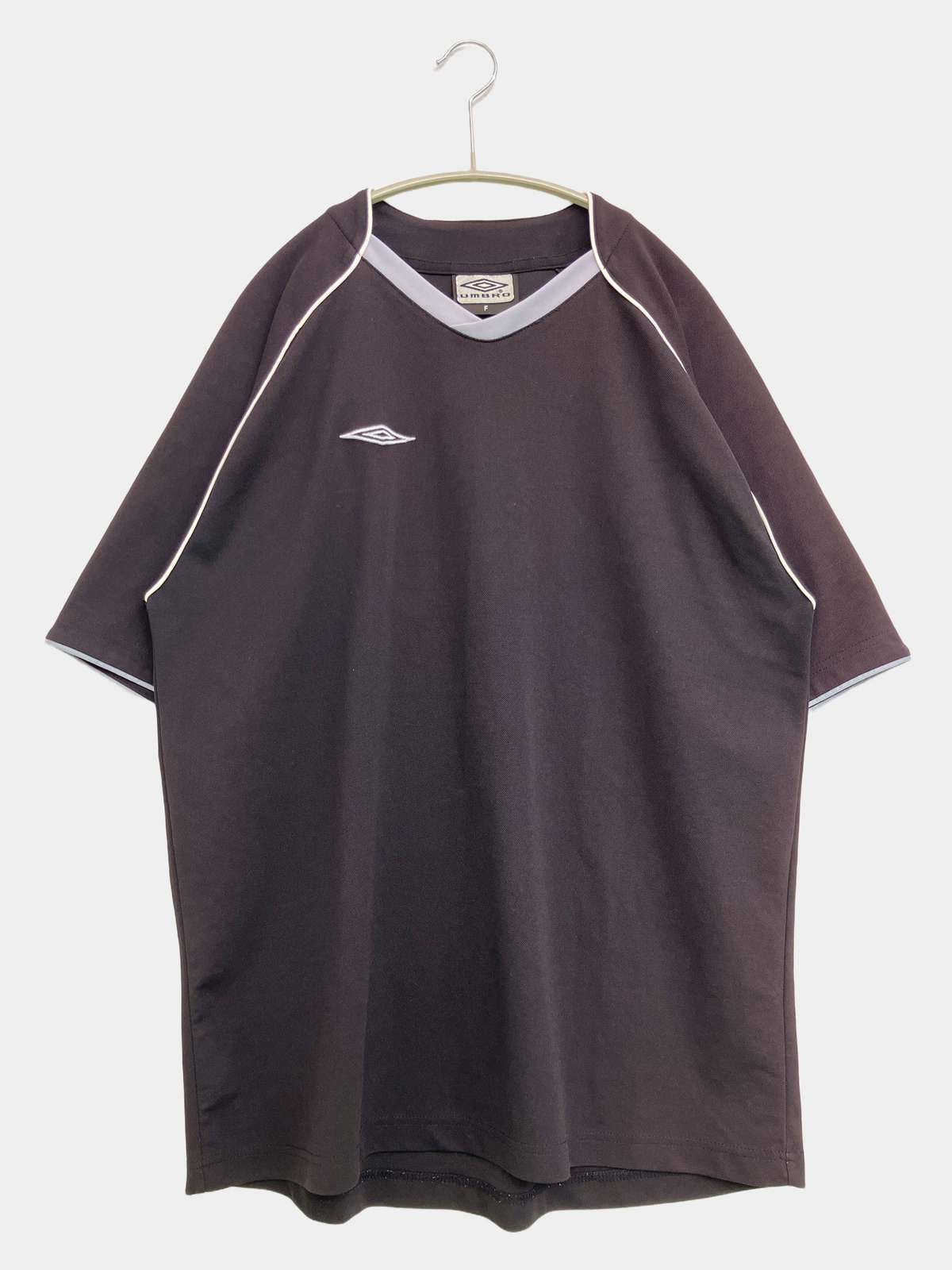 楽天市場】アンブロ tシャツ vネックの通販