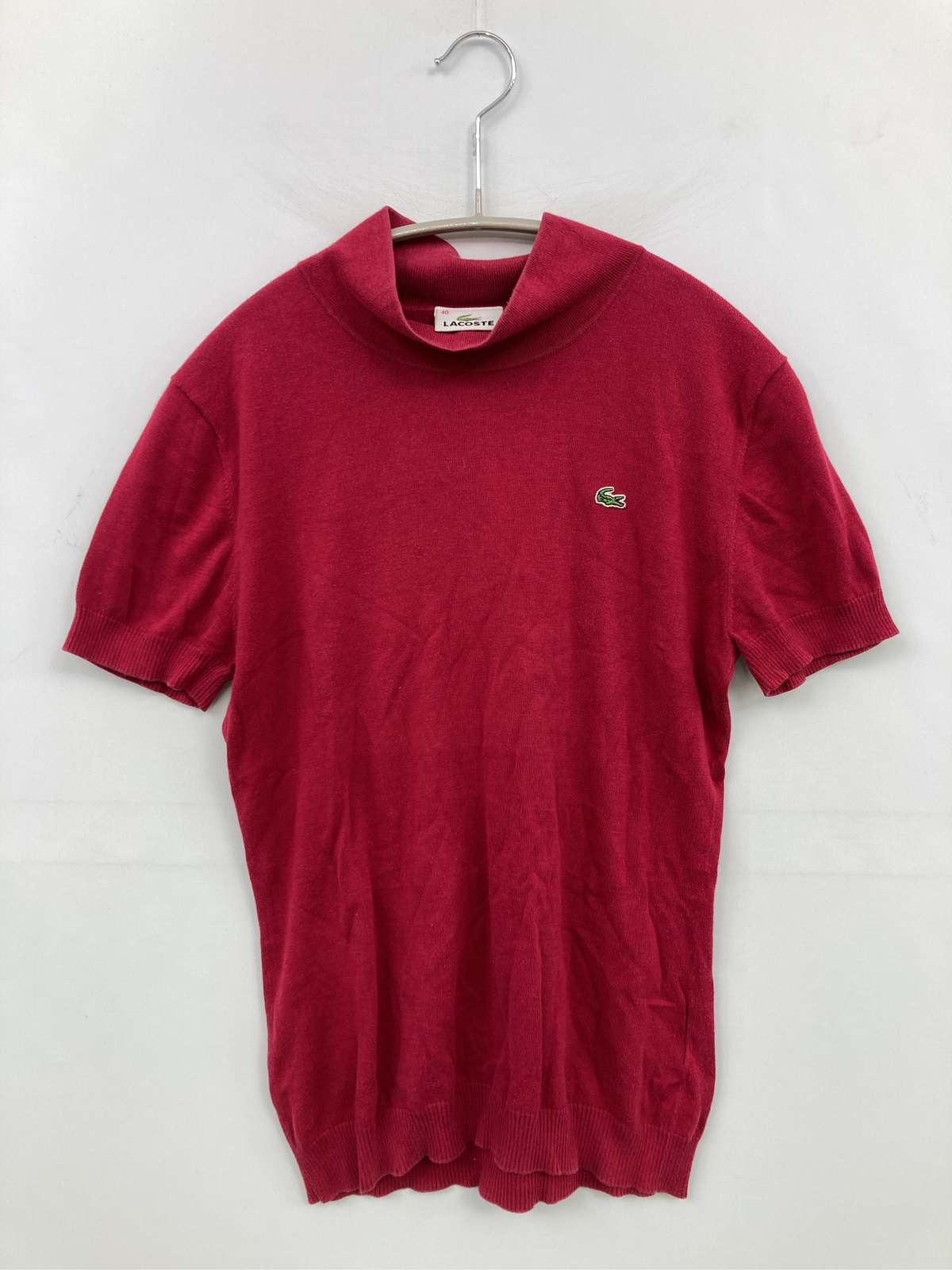 【中古】LACOSTE ラコステ ニット/セーター 40 レッド コットン 無地 ワンポイント ブランドロゴ 半袖 タートルネック/ハイネック レディース