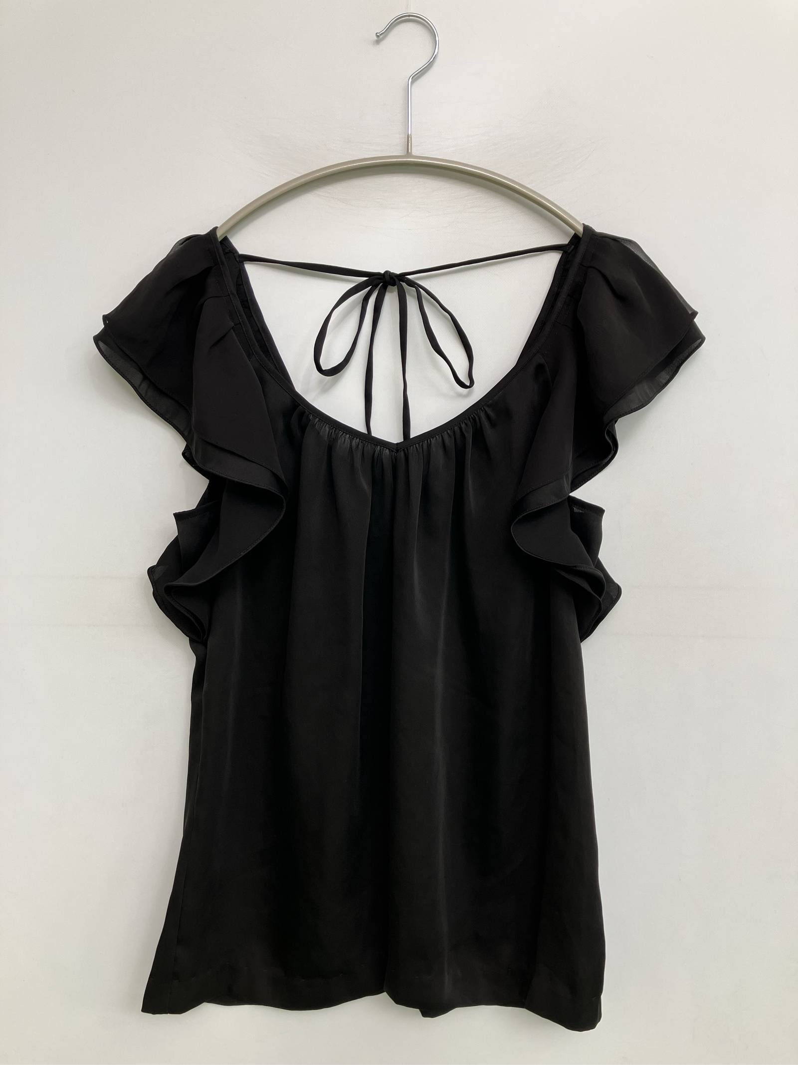 Rakuten - 【中古】EXPRESS DESIGN STUDIO エクスプレスデザインスタジオ シャツ/ブラウス S ブラック 無地 フリル リボン ミドル丈 袖なし 半袖 レディース