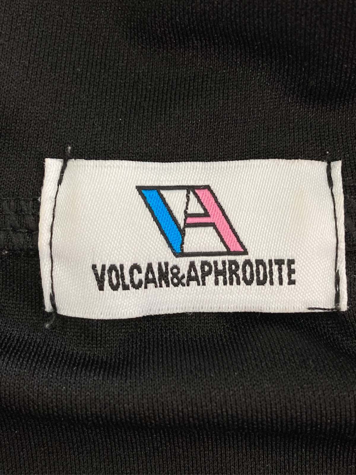 digdig 楽天市場店の【中古】VOLCAN&APHRODITE ヴォルカンアンドアフロディーテ ジャージ/トラックジャケット MEDIUM ブラック メンズ レディース｜アングル3