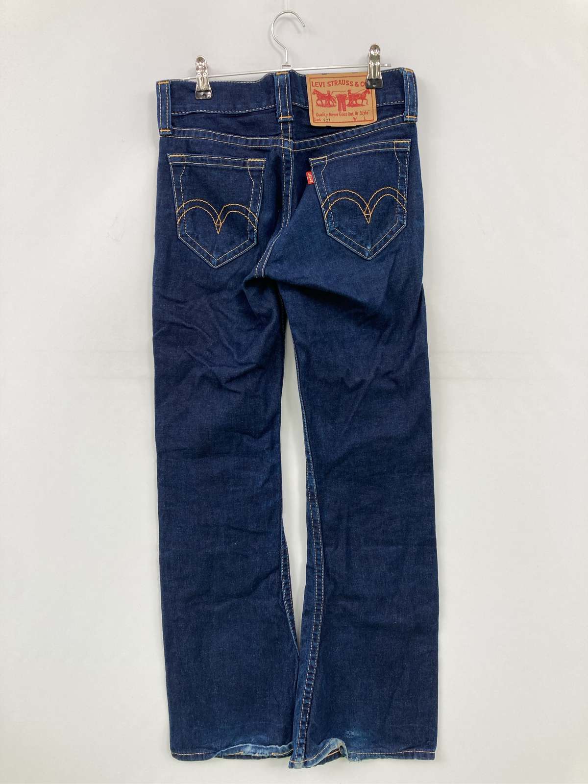 digdig 楽天市場店の【中古】Levi's リーバイス デニムパンツ 27インチ ネイビー フルレングス 無地 スタンダード ストレート ローライズ リジッド・ワンウォッシュ レディース｜アングル2