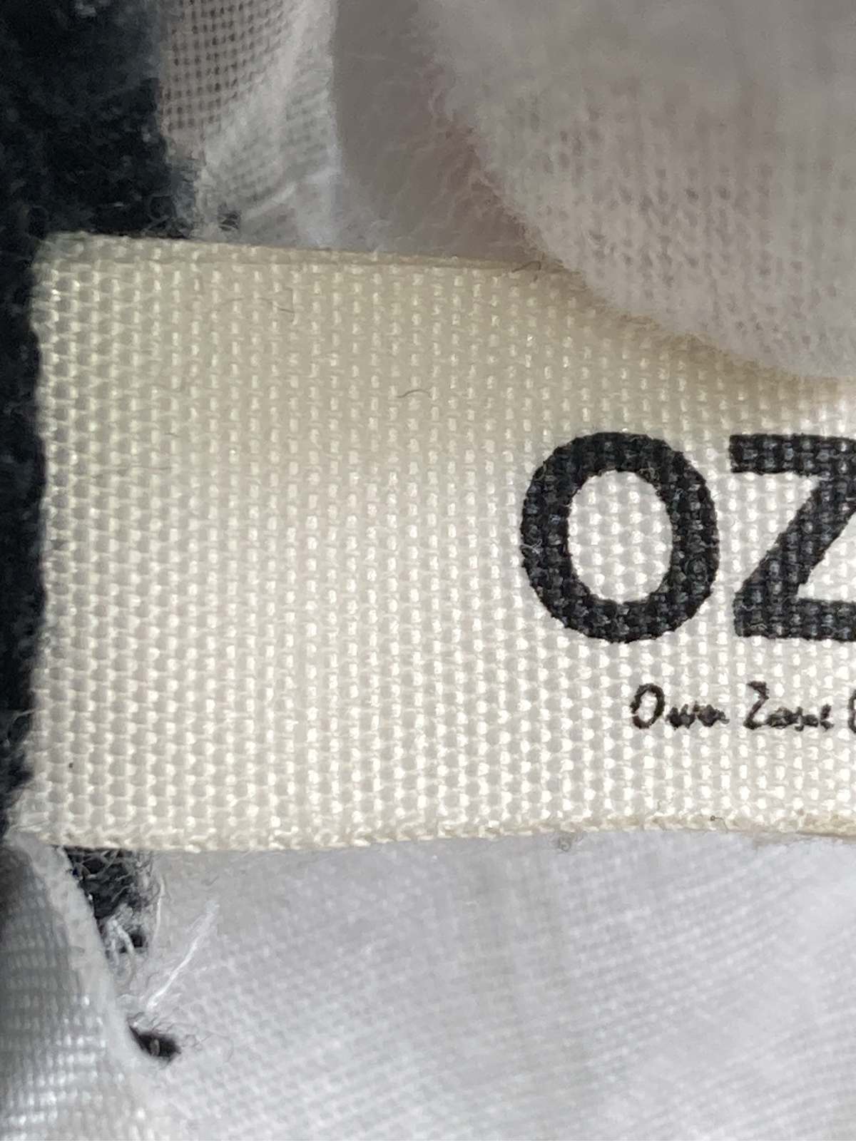 digdig 楽天市場店の【中古】OZOC オゾック デニムパンツ 36 ブラック フルレングス 無地 ワンポイント スキニー・タイト テーパード レギュラー リジッド・ワンウォッシュ レディース｜アングル3