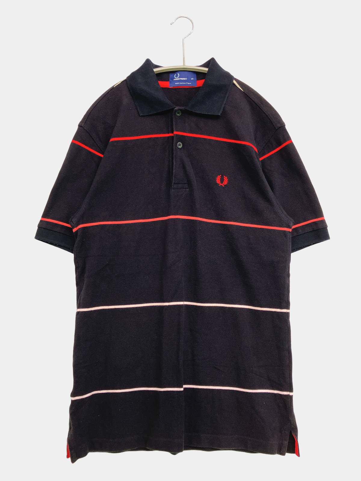 【中古】FRED PERRY フレッドペリー Tシャツ/カットソー XS ブラック ライン柄 刺繍 ワンポイント ミドル丈 半袖 メンズ